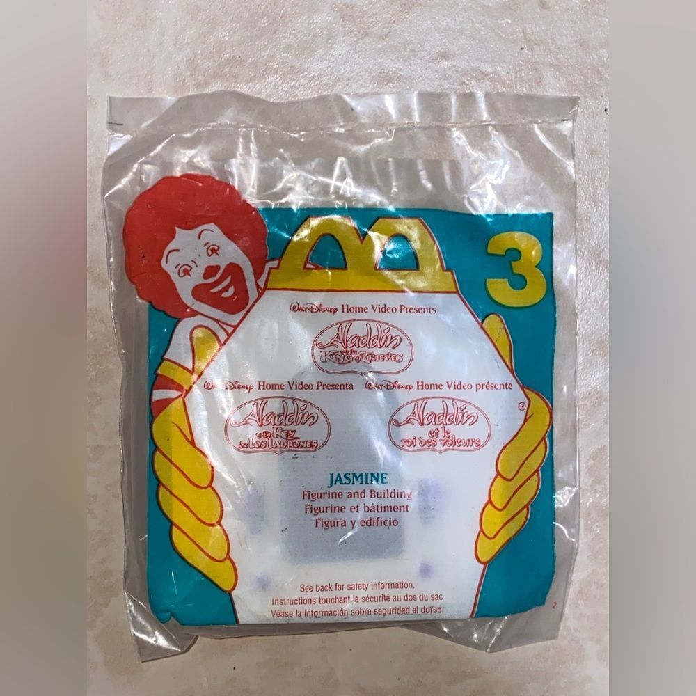 Vintage Disney McDonald’s Jasmine Toy Collectible - Picture 5 of 5